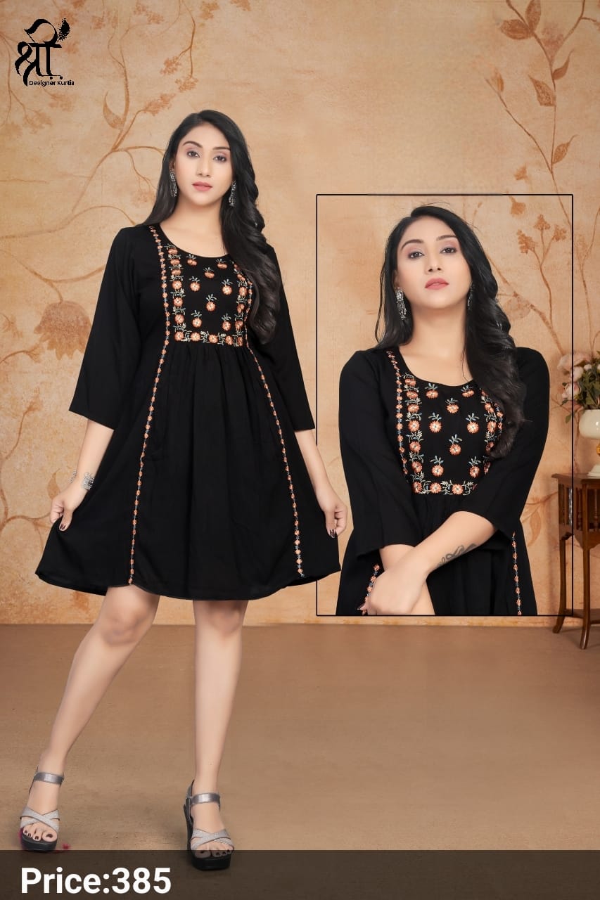 Shree Jee Tunics (Rs 385 per piece)