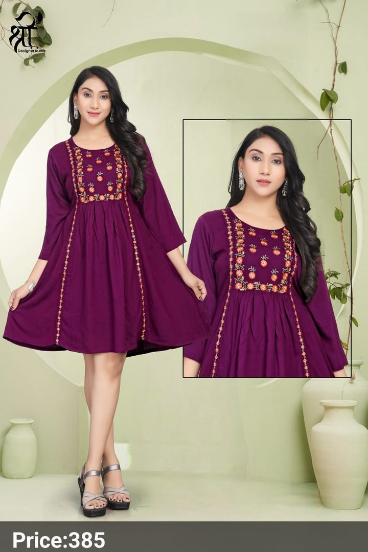 Shree Jee Tunics (Rs 385 per piece)